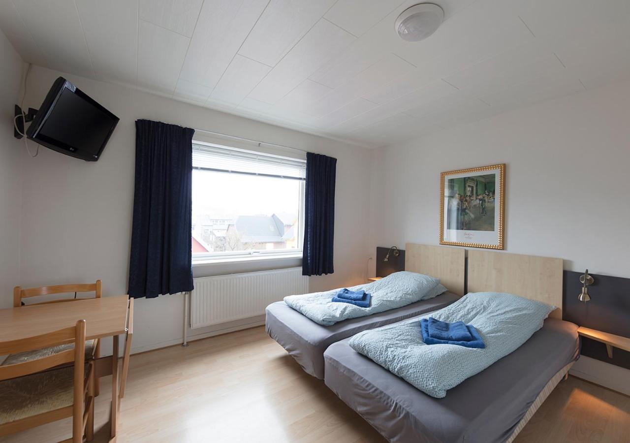 62N Guesthouse - City Center Tórshavn Extérieur photo